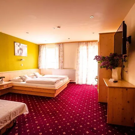 Hotell Wintergarten 3*
